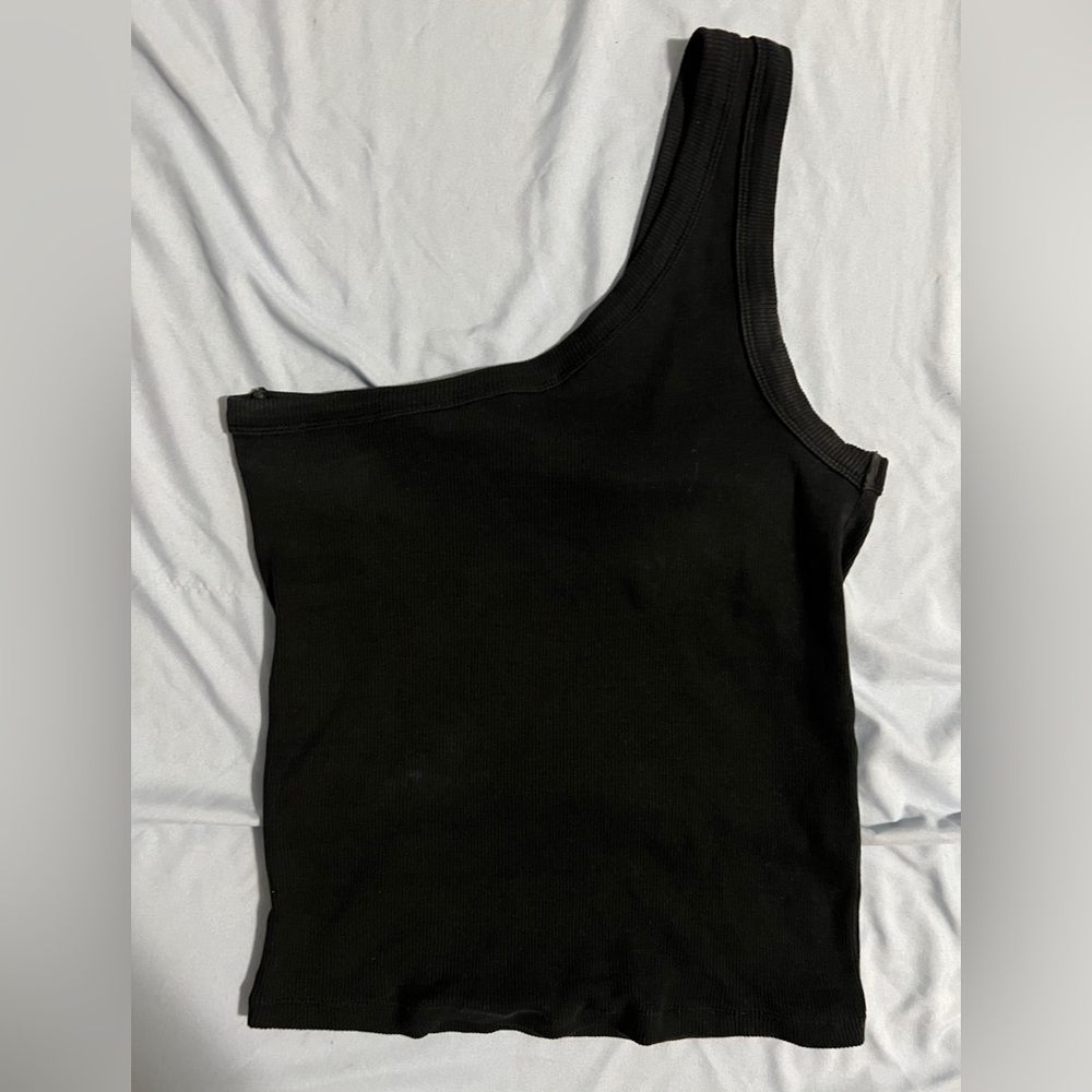 Kotn Mariam Tank in Black - Size S
